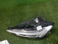 Битая Фара левая Volvo XC60 2 (2017-2021) LED