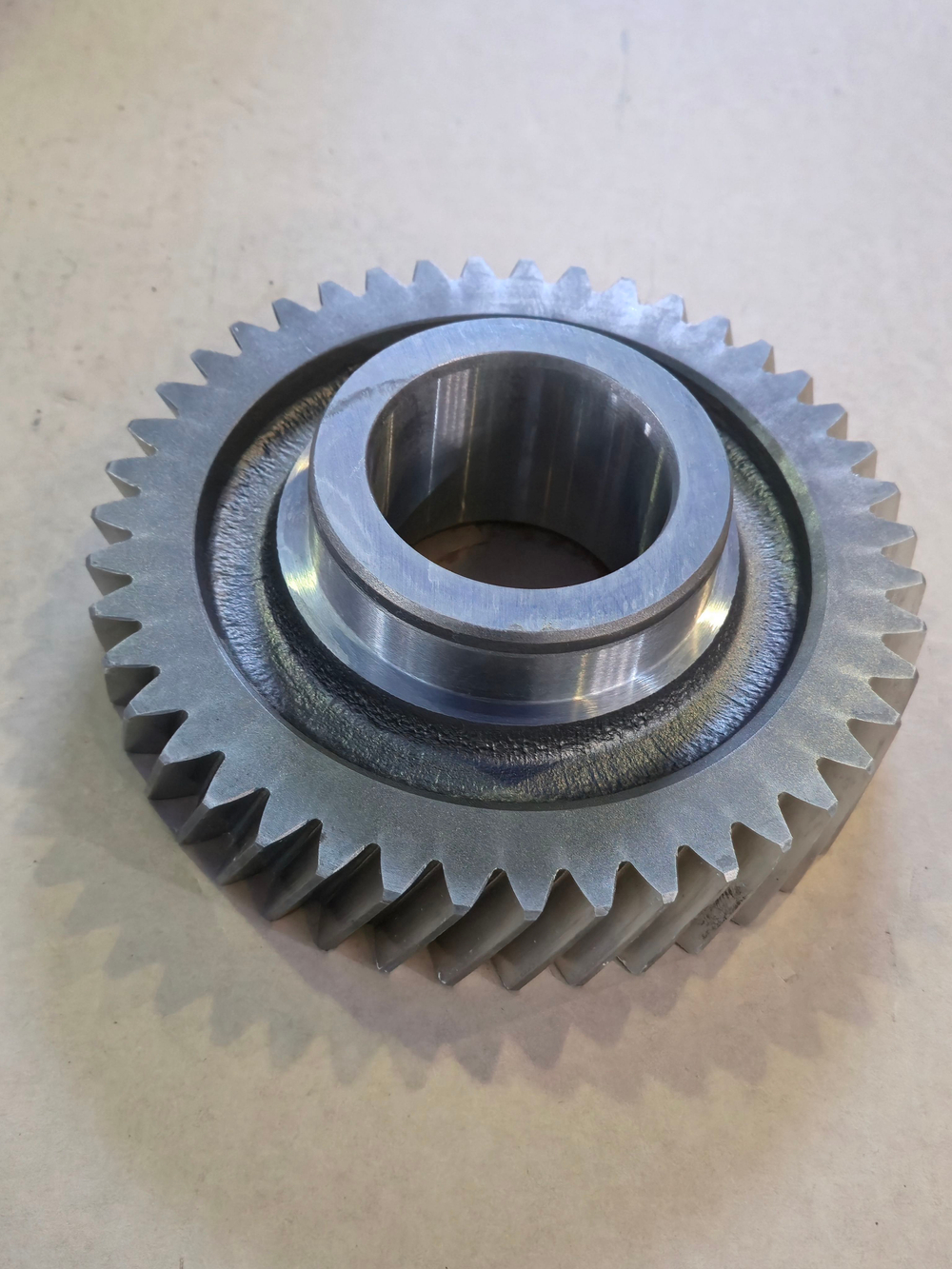 Шестерня КПП ЯМЗ-239 5-й передачи вала промежуточного АВТОДИЗЕЛЬ