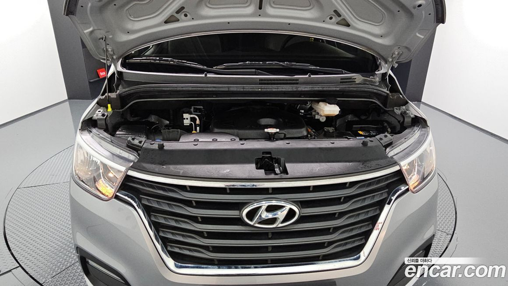 Hyundai The New Grand Starex Wagon 12인승 (01.2020)