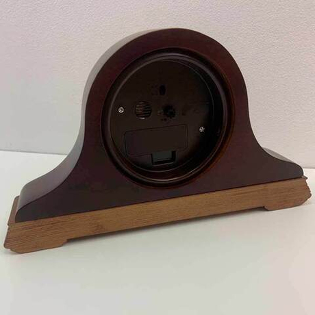 Настольные часы-будильник Seiko QXE017BN