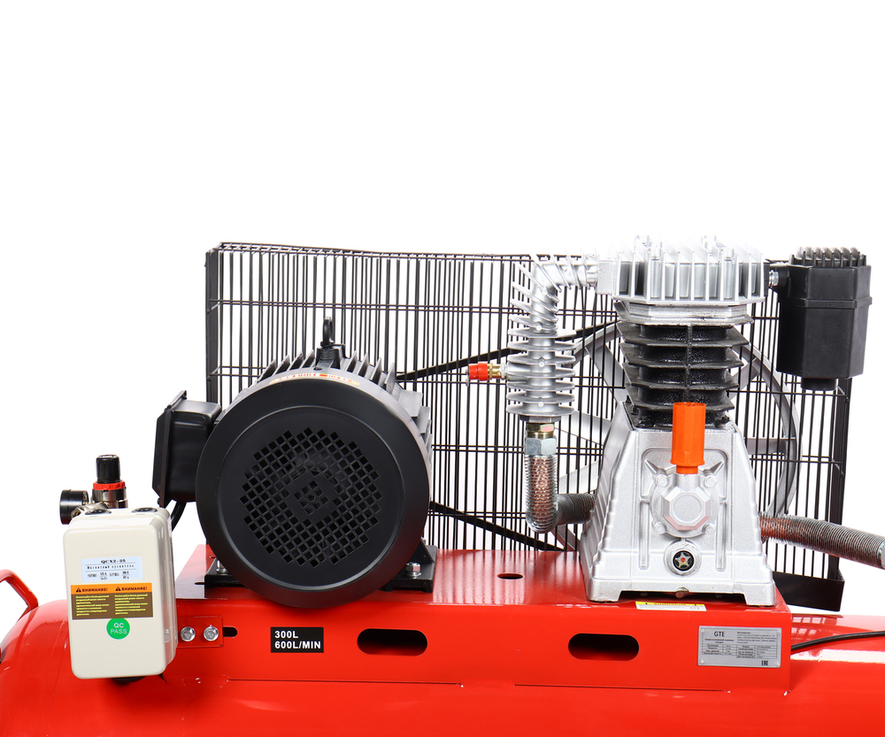 Компрессор поршневой ременной 380В 600л/мин. ресивер-300л одноступенчатый GTE