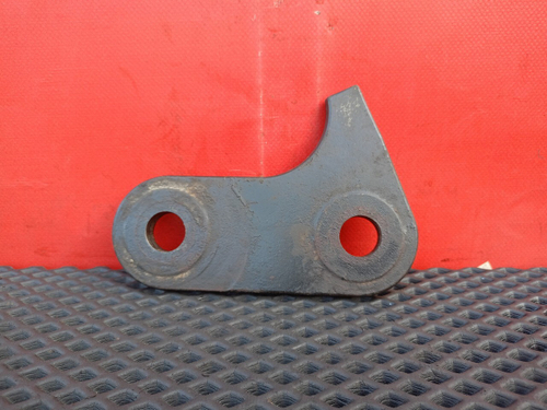 Серьга передней рессоры