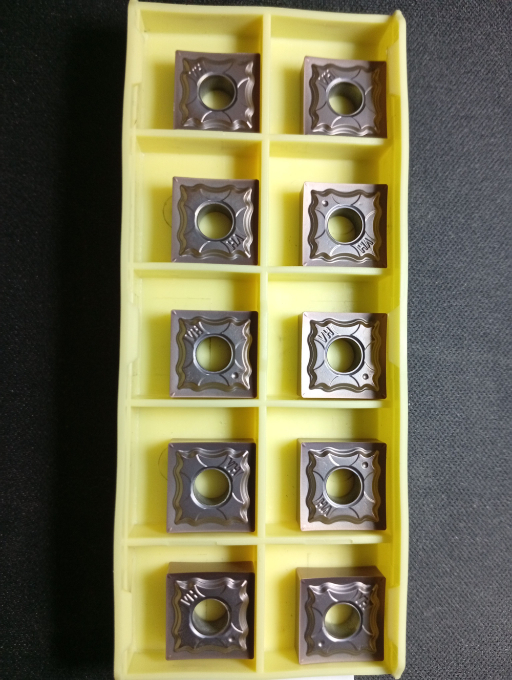 Пластина токарная SNMG120404-HA