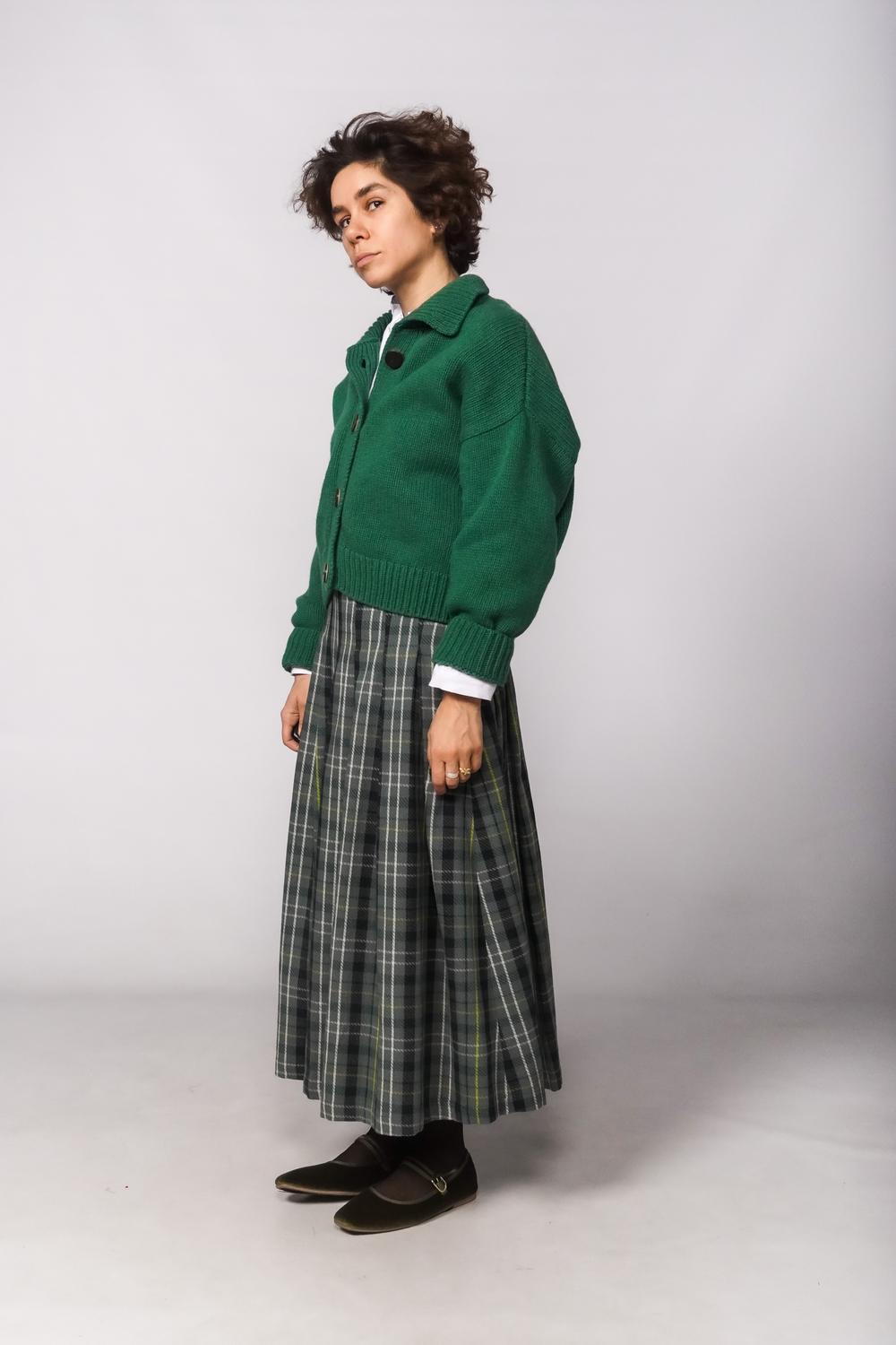 Кардиган на пуговицах с отложным воротником из мериноса зеленого цвета