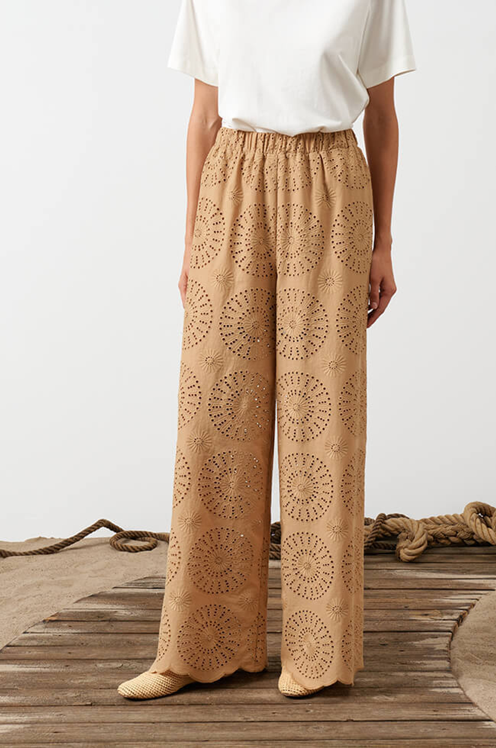 31056 Брюки женские (бежевый)