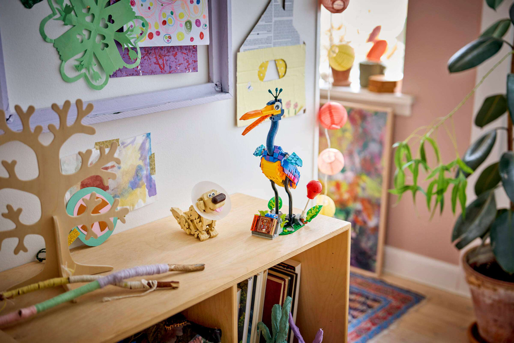 Конструктор LEGO Disney 43290 Kevin & Dug