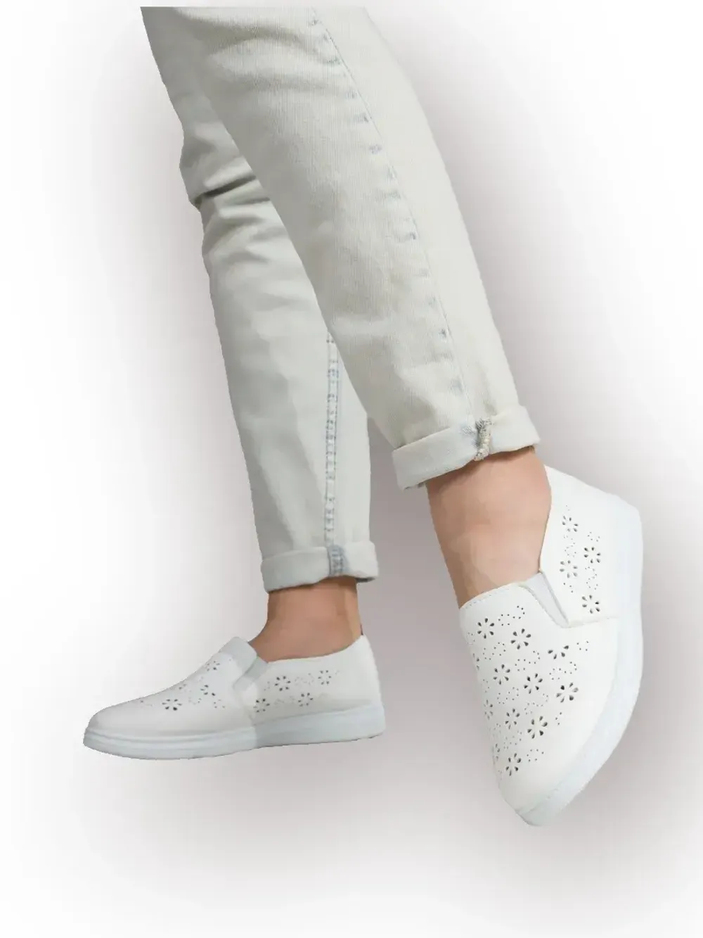 Мокасины летние с перфорацией