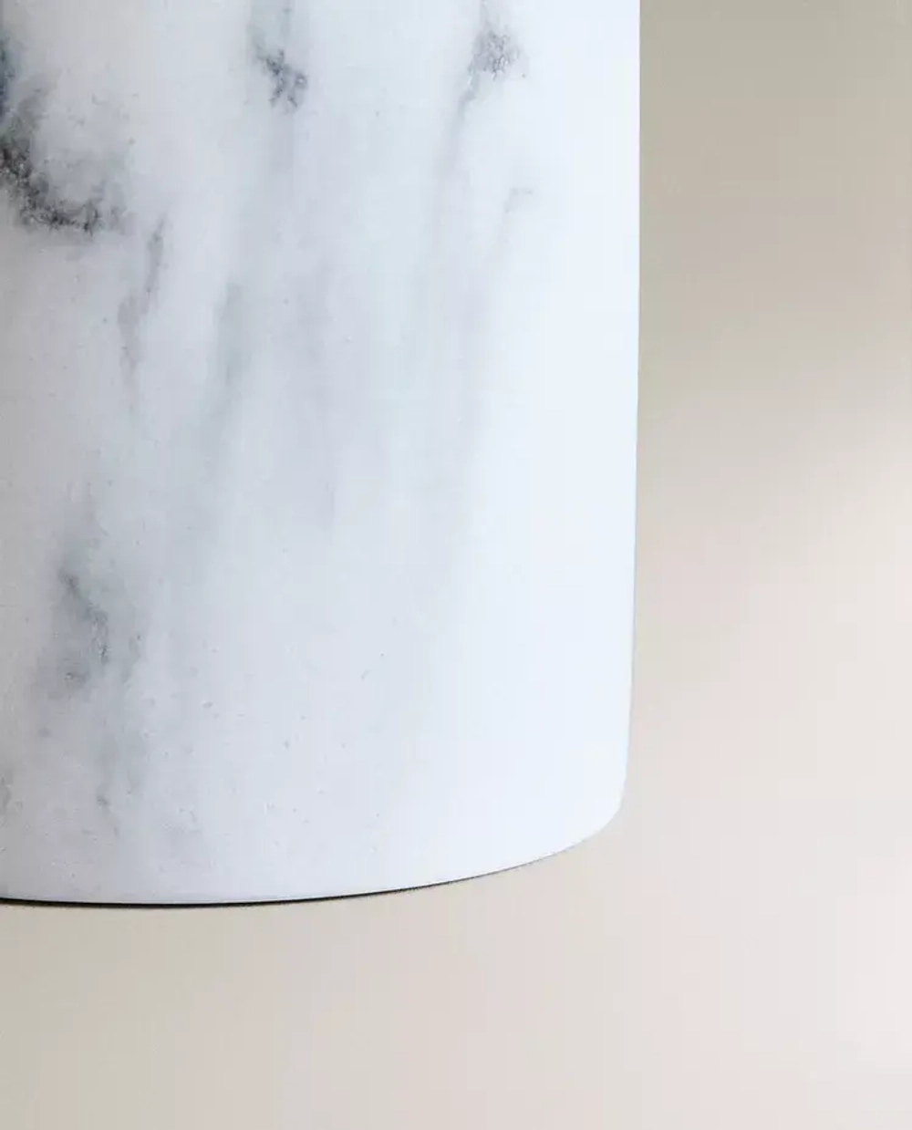 ZARA HOME СТАКАН ДЛЯ ЗУБНЫХ ЩЕТОК С МРАМОРНЫМ УЗОРОМ, СЕРЫЙ