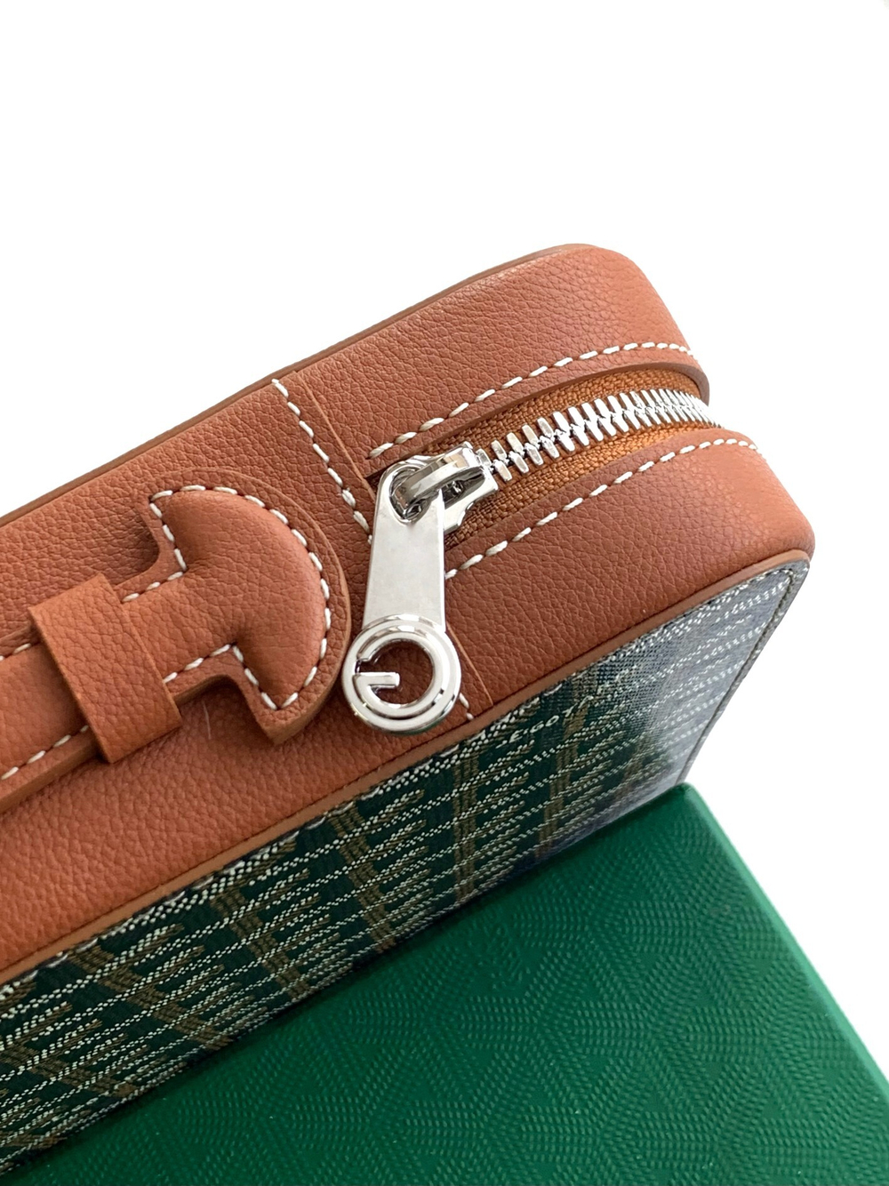 Goyard Compagnon Universel A4