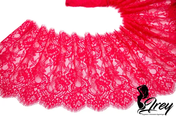 01-45 Кружево шантильи 24 см, красный 100