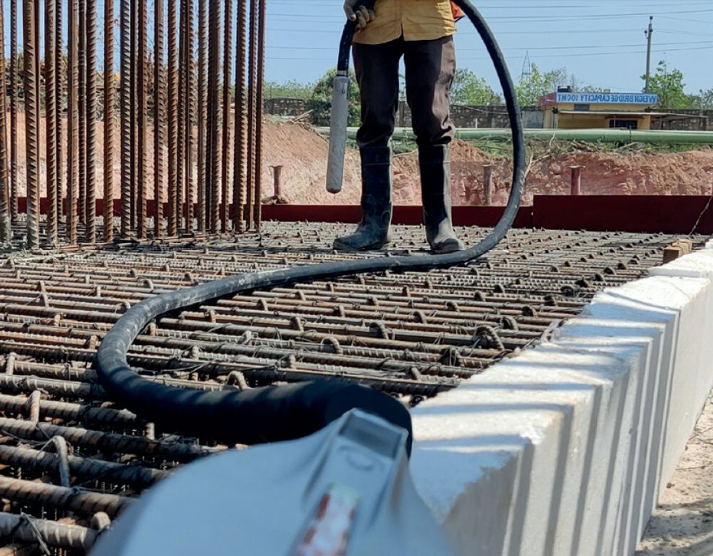 Глубинный вибратор Enar SPYDER PRO 70 высокочастотный - [220V /65 мм]