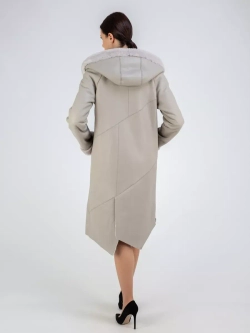 Дубленка зимняя натуральная с капюшоном