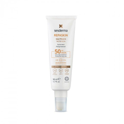 Sesderma REPASKIN SILK TOUCH Facial Sunscreen SPF 50 - Солнцезащитное средство для лица с нежностью шелка СЗФ 50, 50 мл
