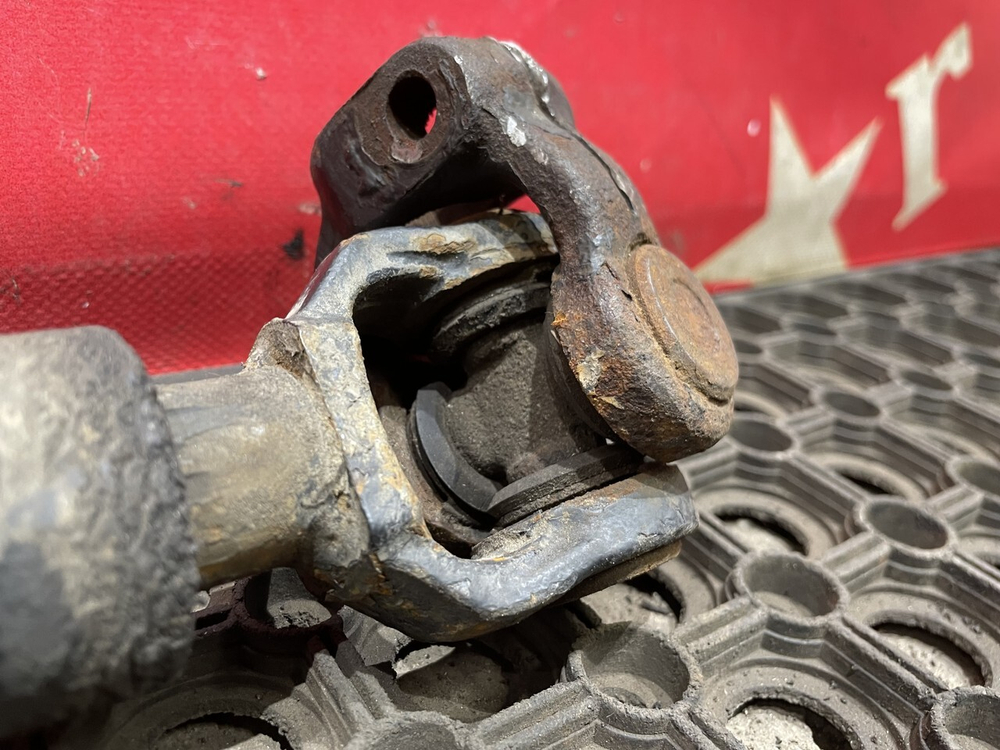 Кардан рулевой в сборе