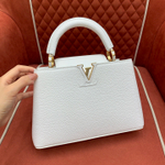 Louis Vuitton Capucines BB
