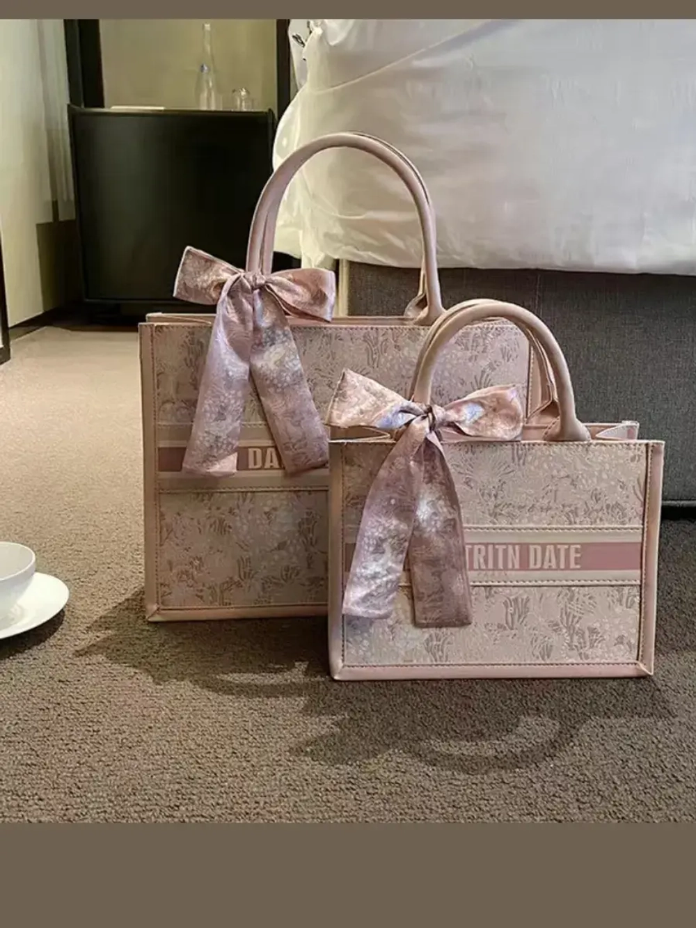 Сумка для учебы большая а4 тоут розовая y2k с бантиком