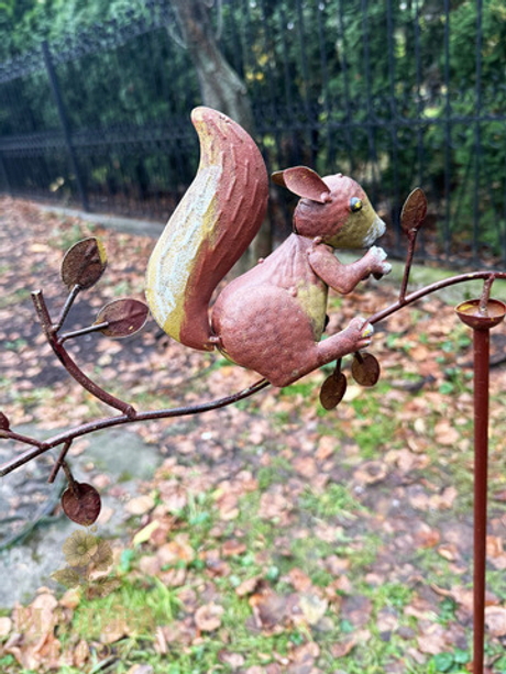 Декор-балансир садовый CAMPO Home & Garden "Белка" металл 65x5xH11 см + 115 см штекер