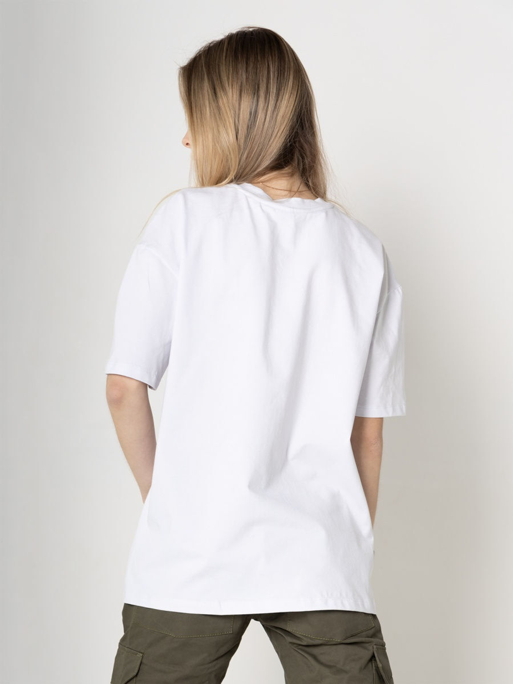 Футболка руны женская Город Горький белая