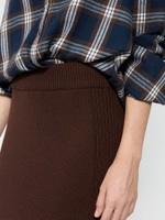 Юбка из мериноса с разрезами