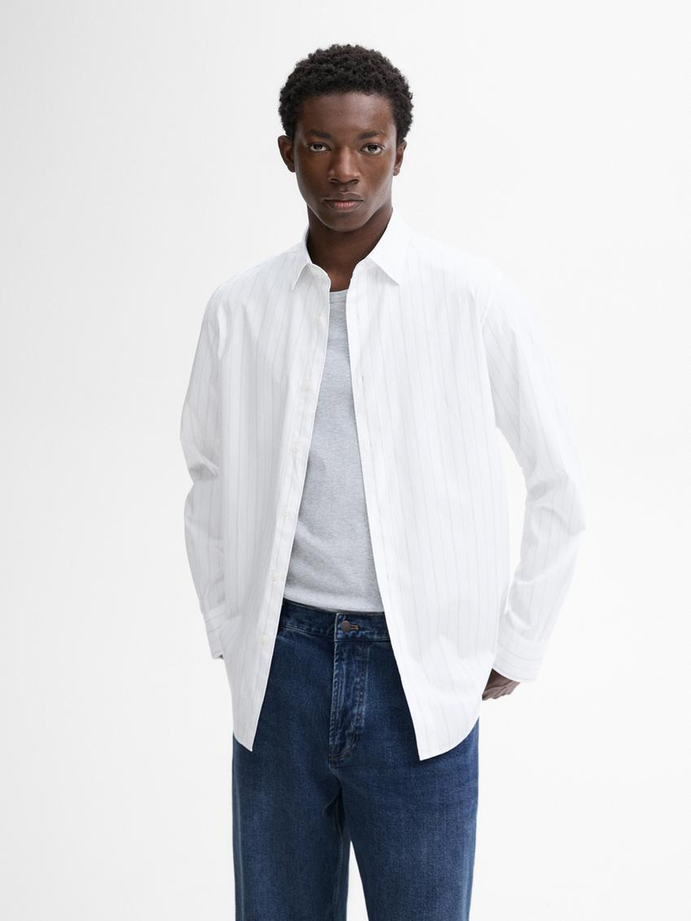 Massimo Dutti Приталенная рубашка из поплина в тонкую полоску, белый