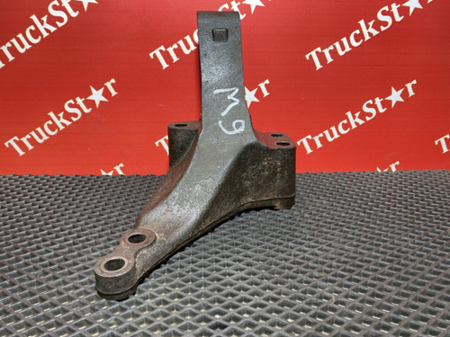 Кронштейн двигателя задний левый