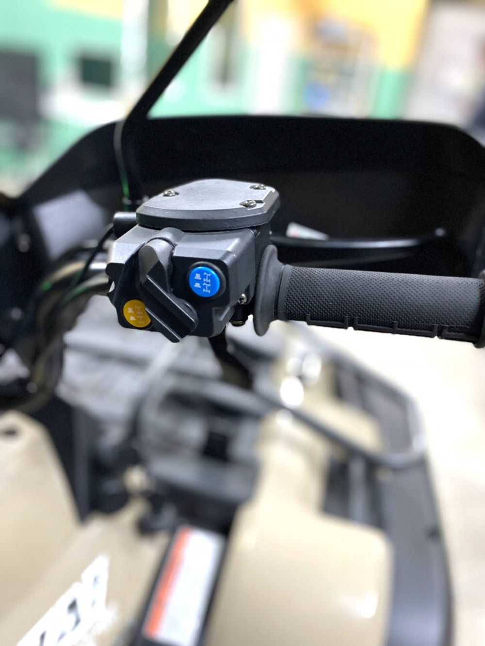 Квадроцикл GreenCamel Linhai A-LH80DA 4x4