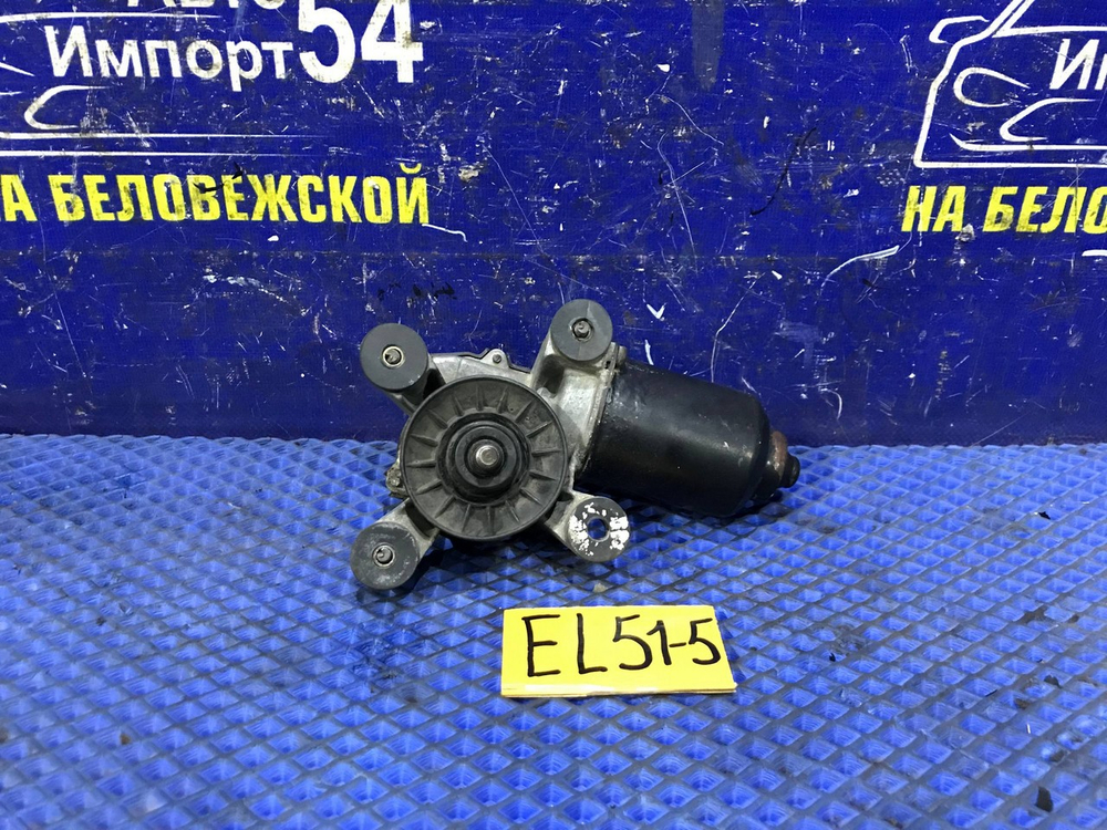 Моторчик переднего дворника TOYOTA CORSA 1997