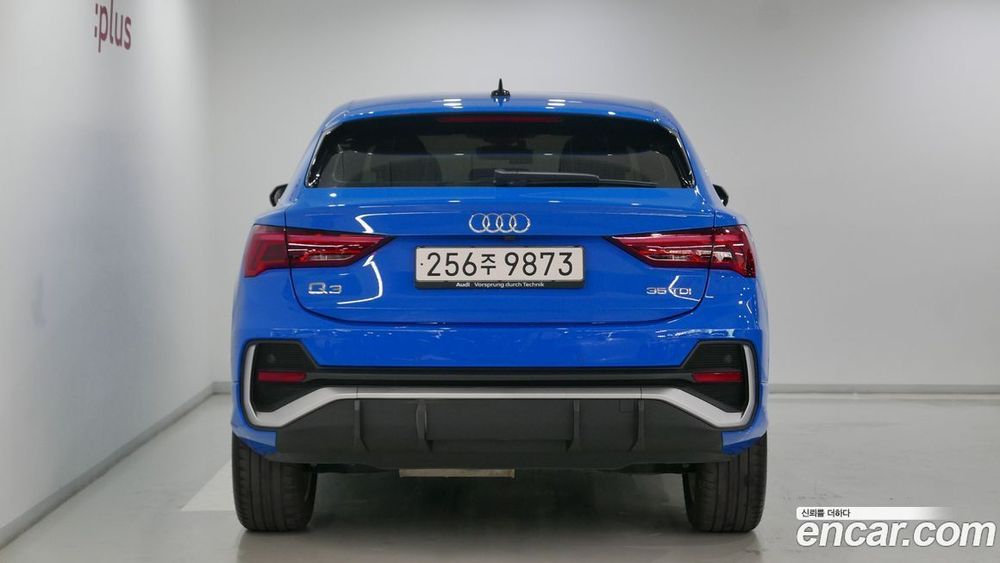 Audi Q3 (F3) 35 TDI Premium Sportback (10.2022)