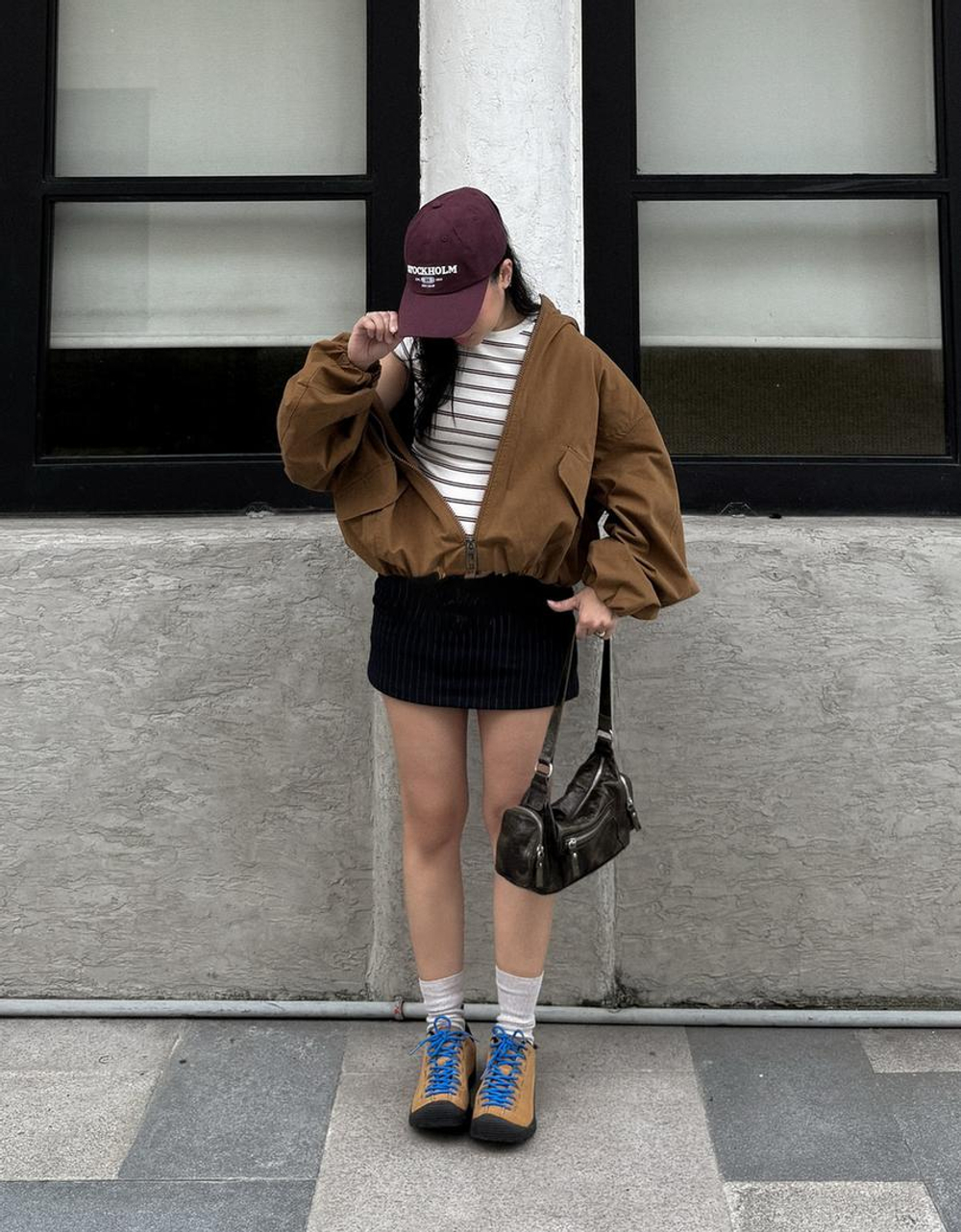 BERSHKA Куртка с капюшоном, цвет верблюжьей шерсти