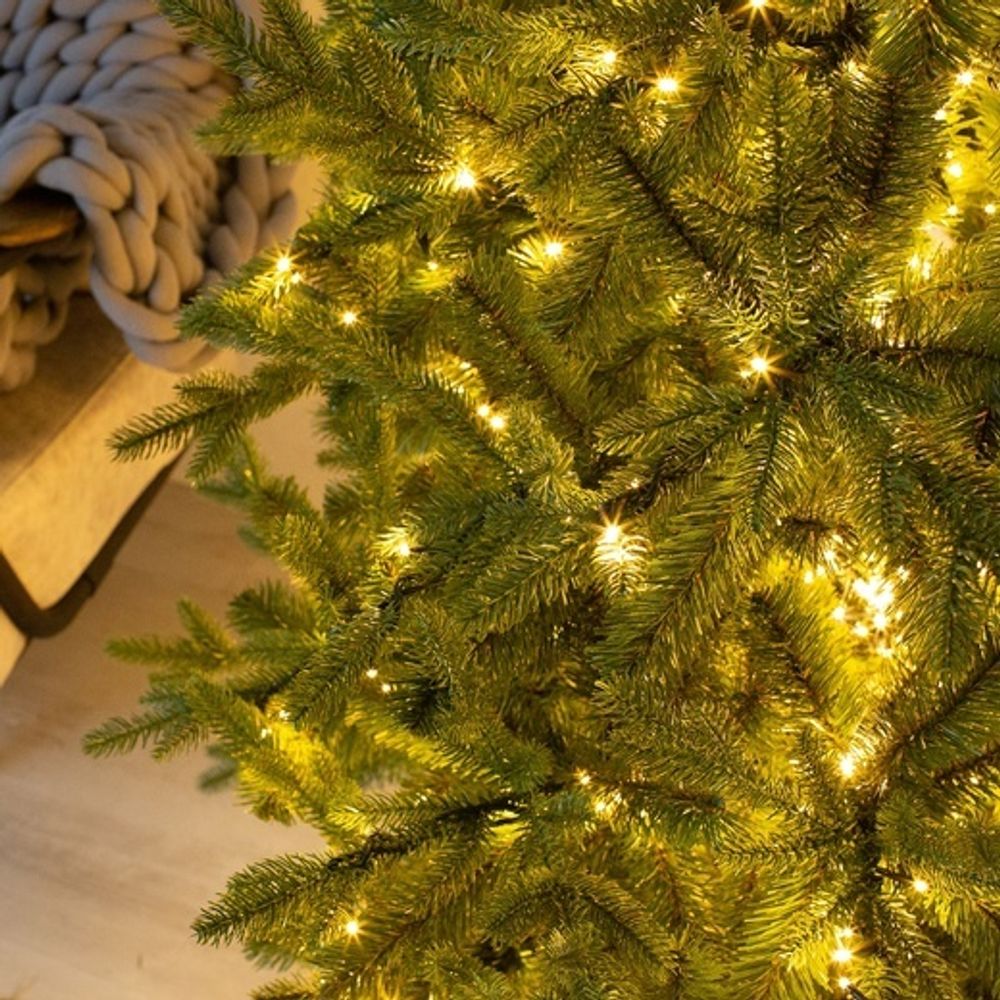 Елка с гирляндой «Валерио» (Литая+пвх) от 1.2 до 2.4 м