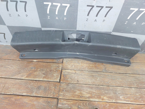 Накладка задней панели Chery Tiggo 7 Pro 20-нв Б/У Оригинал 40300137401