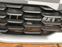 Решетка радиатора Kia Seltos 19-нв Б/У Оригинал 86351Q5000