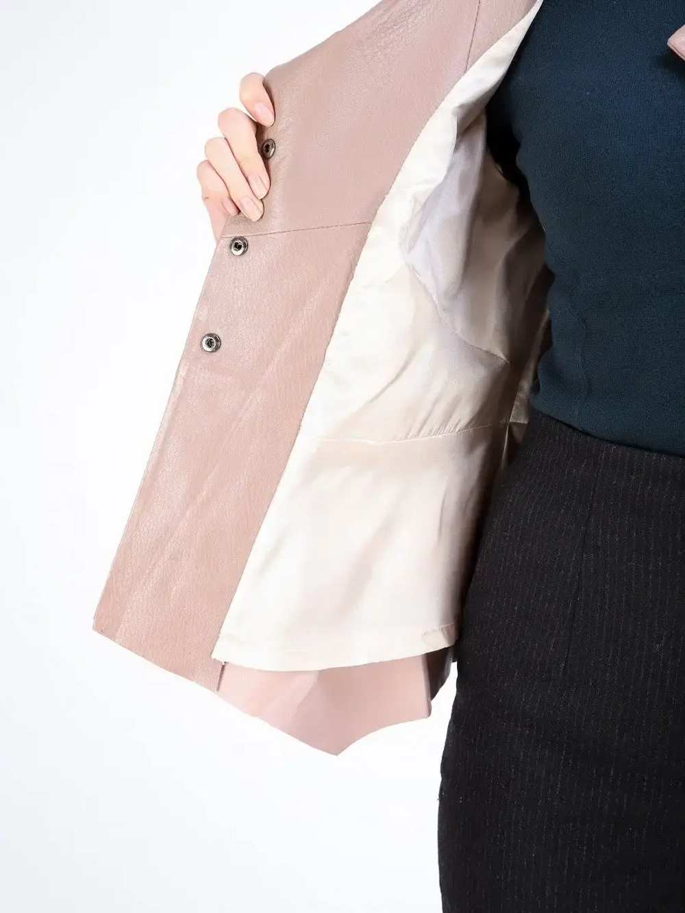 Куртка женская из натуральной кожи