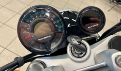 Royal Enfield 650 Super Meteor (Astral Black)