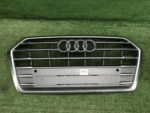 Решетка радиатора Audi Q5 2 80А (2017-2020)