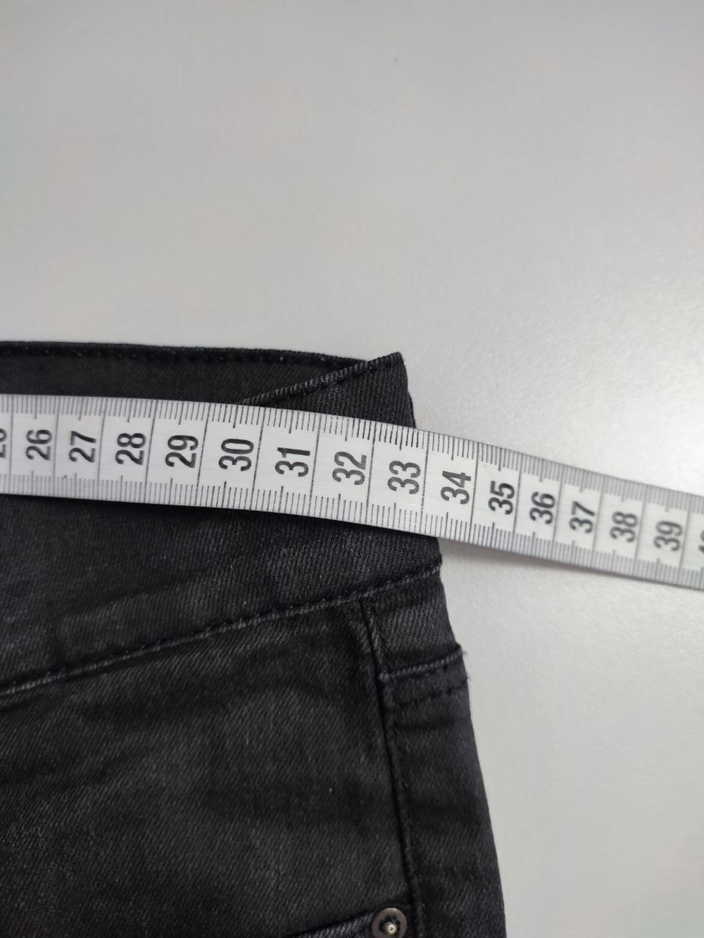 Джинсы темные 40 размер