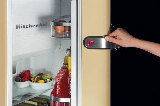 Холодильник KitchenAid KCFME 60150L