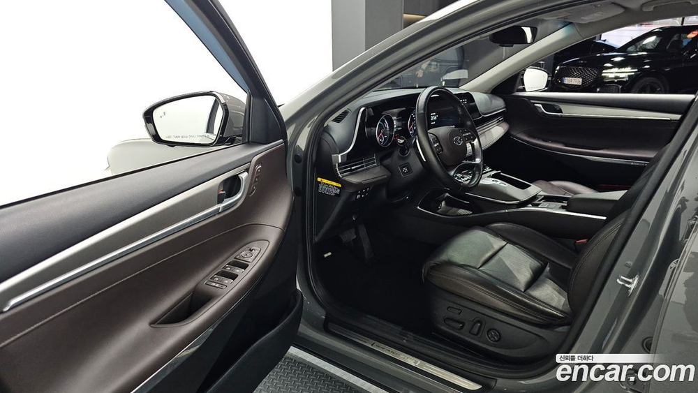 Hyundai The New Grandeur (Azera) IG Hybrid Exclusive (06.2020)