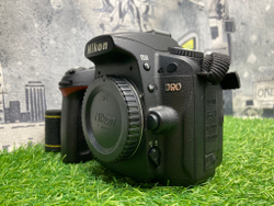 Nikon D90 (8000 кадров)