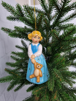 Девочка с мишкой ёлочная игрушка из фарфора