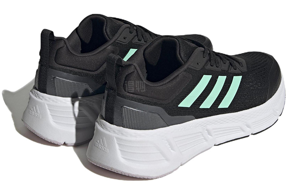 Кроссовки Adidas Questar
