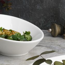 Салатник 200 мл d 17,5 см h8,5/4,5 см скошенный белый фарфор P.L. Proff Cuisine [4]