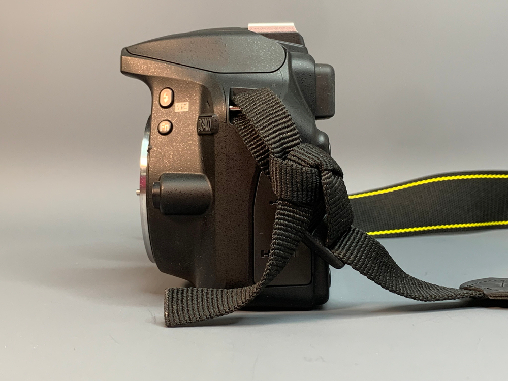 Nikon D3400 Kit AF-P DX 18-55mm G VR 600 кадров