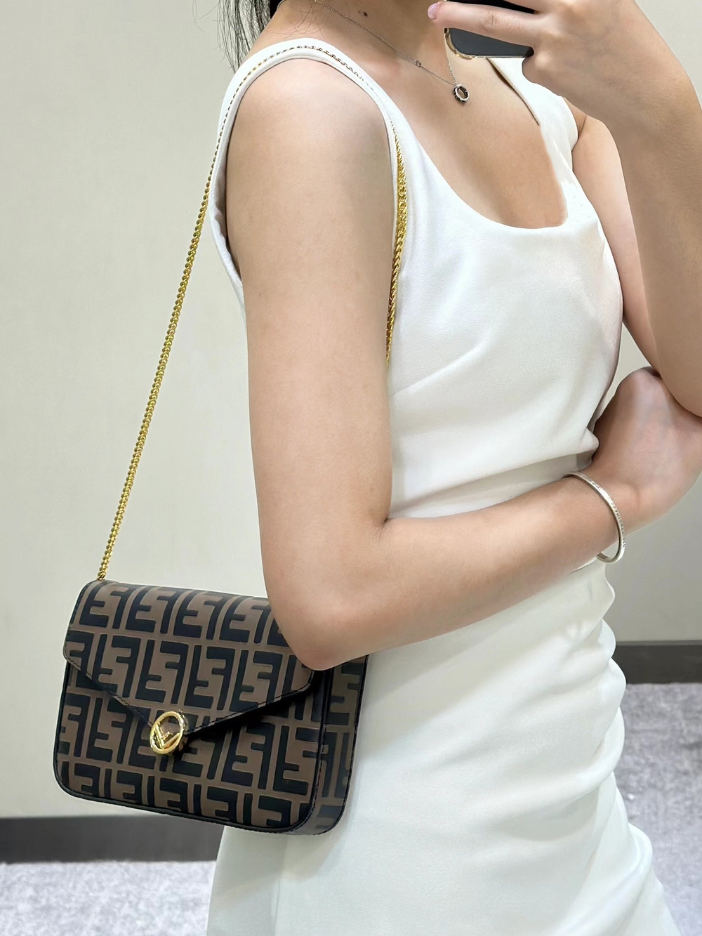 Fendi Clutch 21 cm