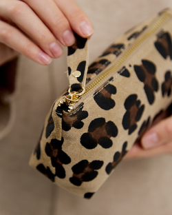 Косметичка 699 15 леопард крупный