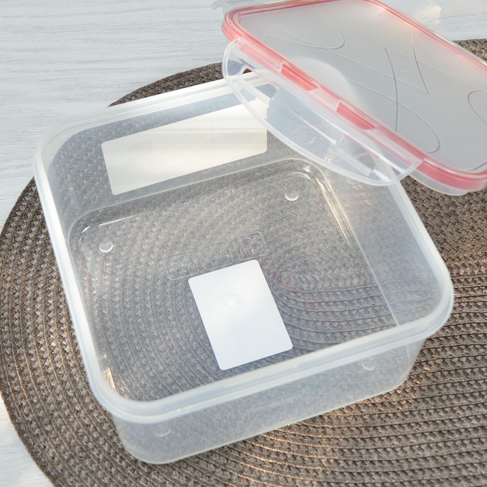 Контейнер для продуктов 1,2л квадратный с защелками "Modena" (бесцветный)