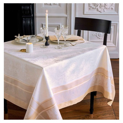 Скатерть Garnier Thiebaut Persina Dore Or (174 x 304 см)