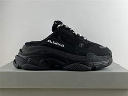 Balenciaga Triple S Mule 755686-W3SM2-1000