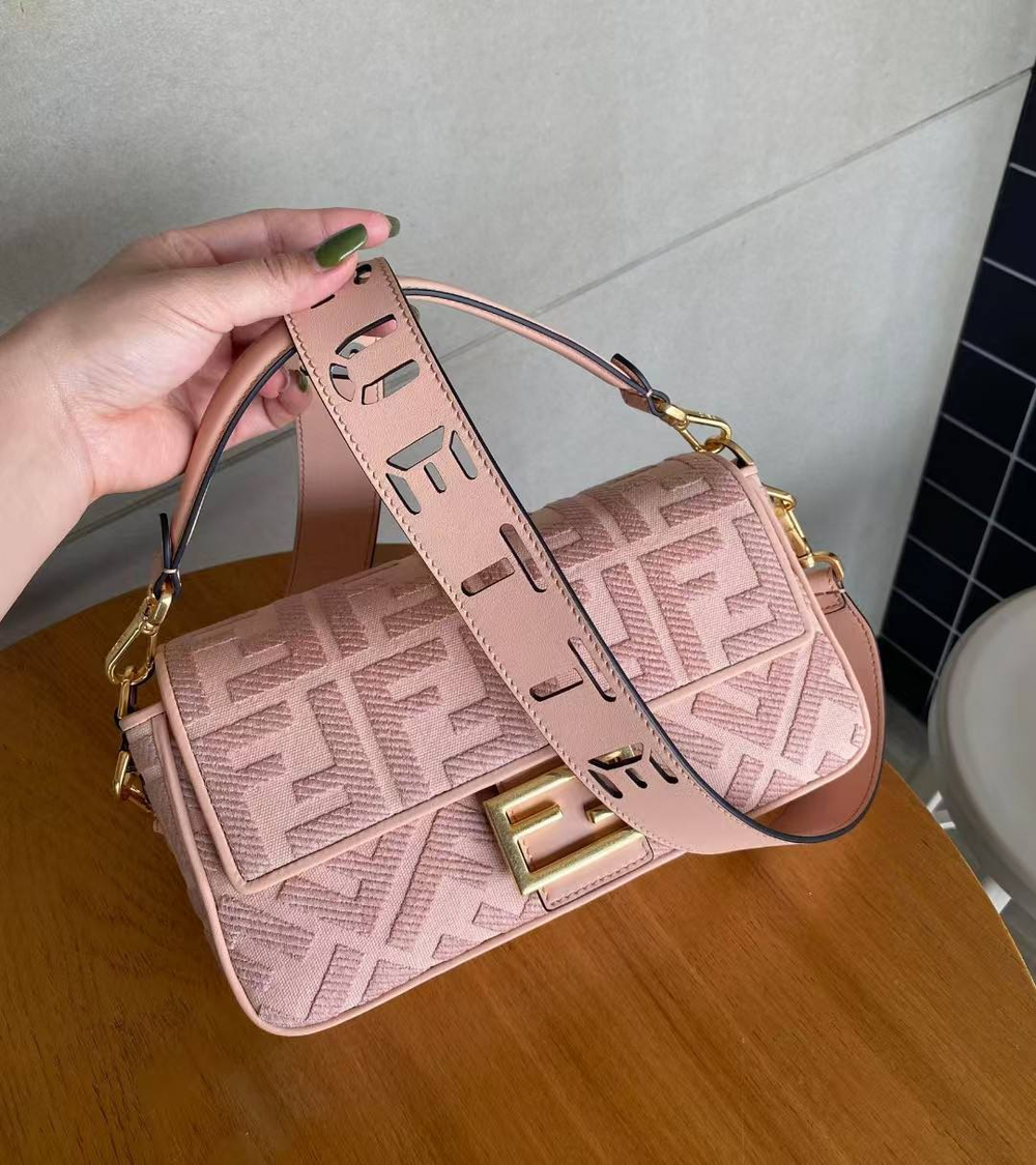 Сумка Fendi