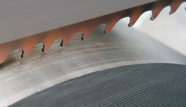 Мифы о заточке ленточных полотен: разрушаем опасные заблуждения